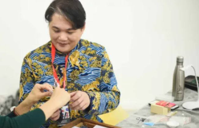 The Art of Nonya Beading