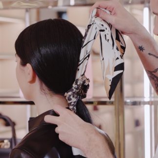 Silk Your Style: 100 Ways to Wear Your Silk Scarf