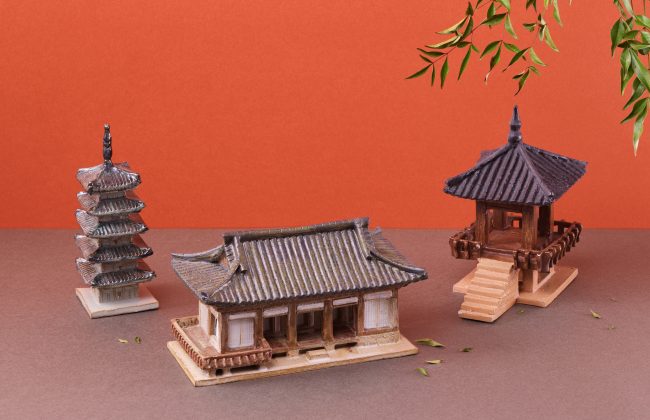 Icheon Ceramic by Han Collection