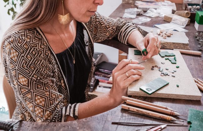 Crafting Meaning in Jewellery with Rachel Entwistle