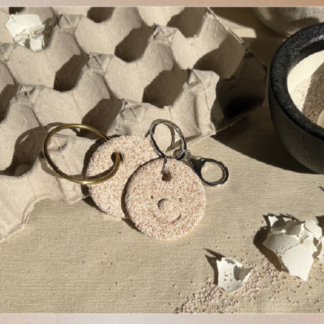 Biomaterials – Eggshell Ceramic Keychain Workshop